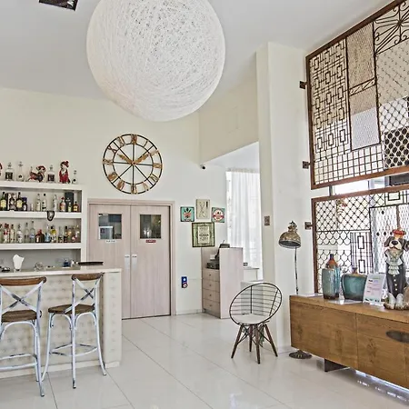 Nissilant & 3* איה נאפה