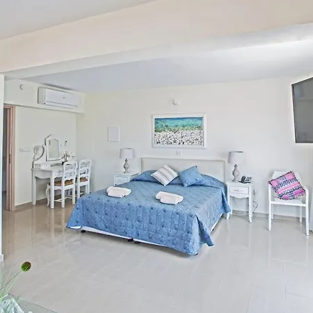 מלון Nissilant & איה נאפה