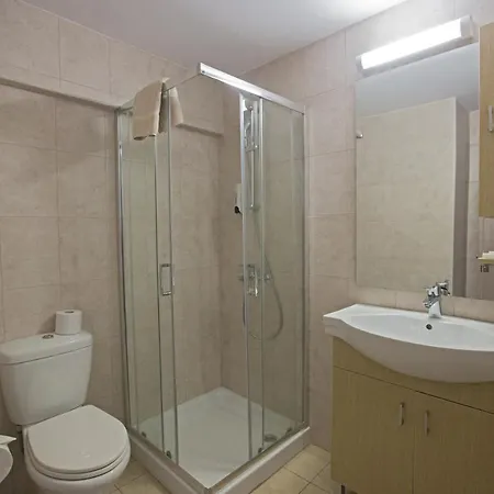 Nissilant & איה נאפה