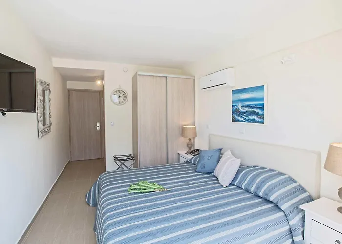 Hotel Nissilant & 3*