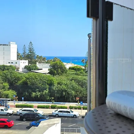 Hotel Nissilant &