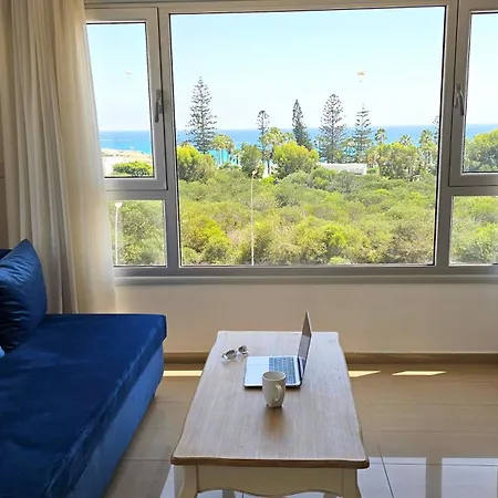 Hotel Nissilant & Ayía Nápa