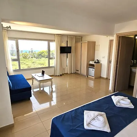 Nissilant & Hotel 3*