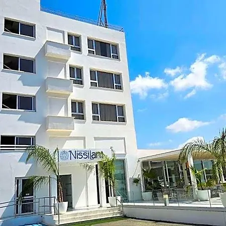 Nissilant & Hotel