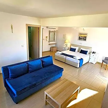 Nissilant & Hotel 3*