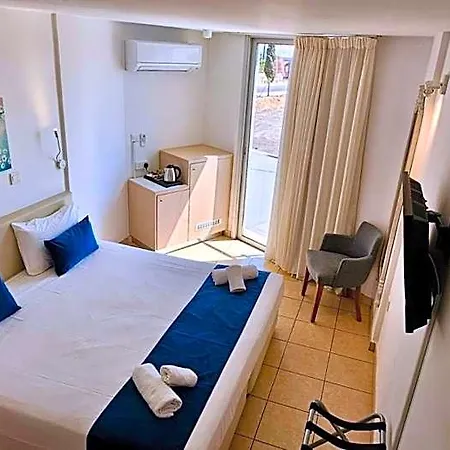 Hotel Nissilant & 3*