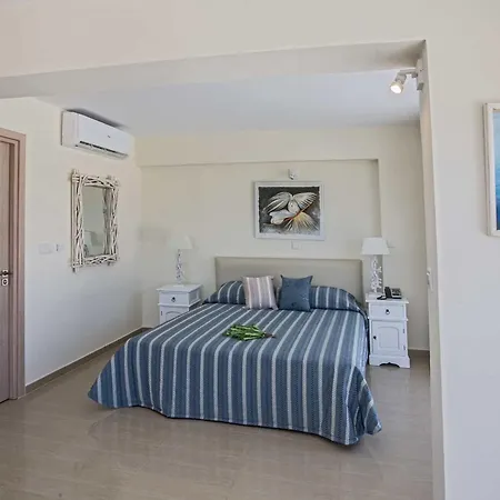 Hotel Nissilant &