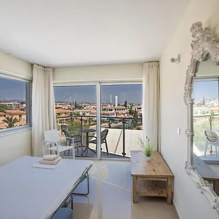 Hotel Nissilant & Ayía Nápa