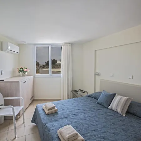 Hotel Nissilant &