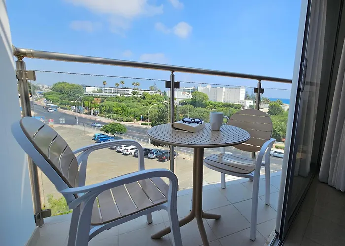 Nissilant & Agia Napa