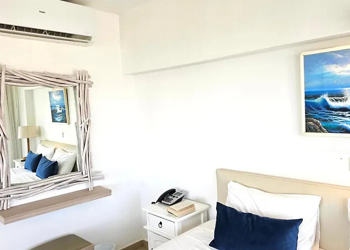 Nissilant & 3* Ayia Napa