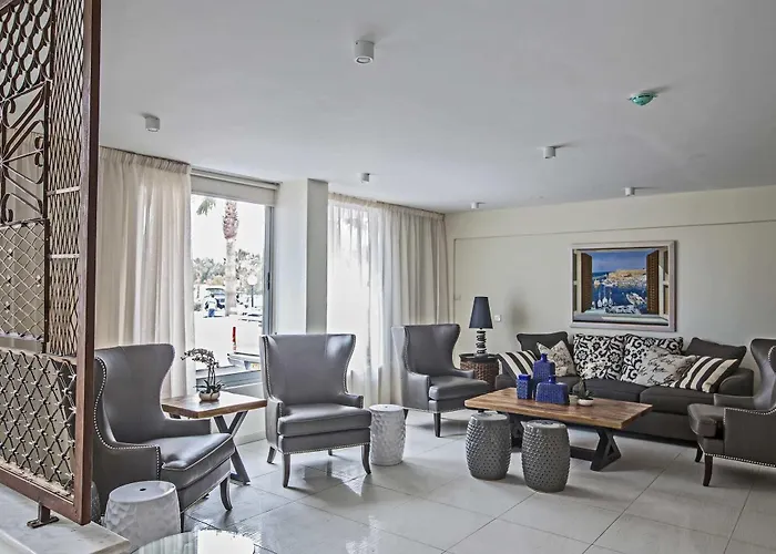 Hotel Nissilant & 3*