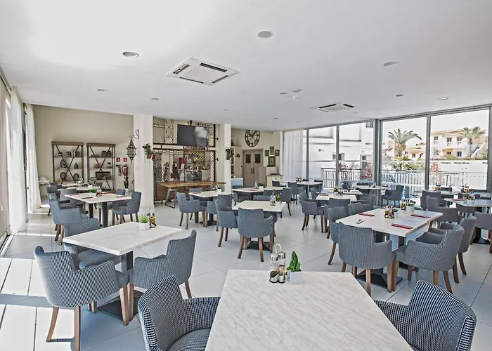 Hotel Nissilant & 3*